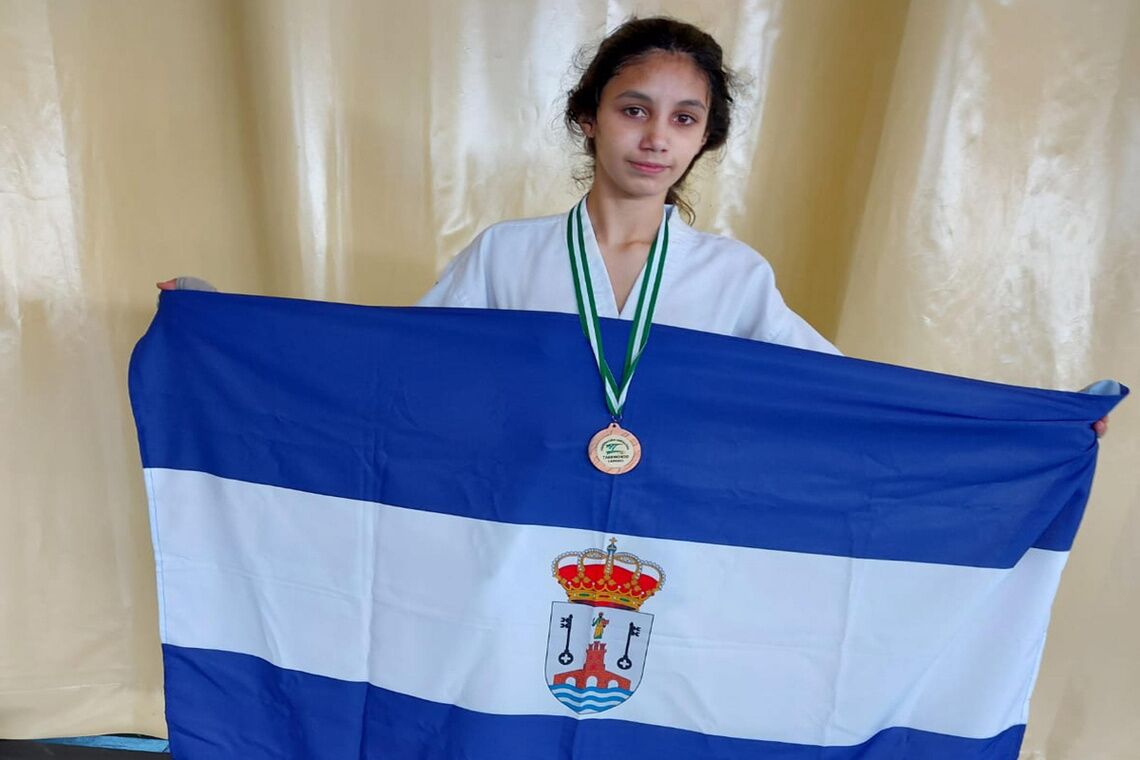 Alexia Ramírez, medalla de bronce en el campeonato de Andalucía de Taekwondo Junior