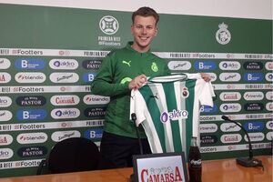El alcalareño Javi Vázquez, consigue un ascenso a la Segunda División con el Racing Club de Santander