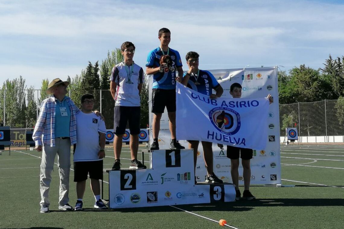 Los alcalareños Jose Antonio García Aguilera y Eduardo Jiménez, logran metales en el Campeonato de Andalucía de tiro con arco al aire libre