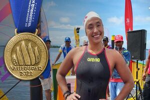 La nadadora Mariale Bramont, medalla de oro en los Juegos Bolivarianos