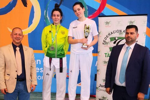 Alma Jiménez medalla de oro y campeona de Andalucía universitaria