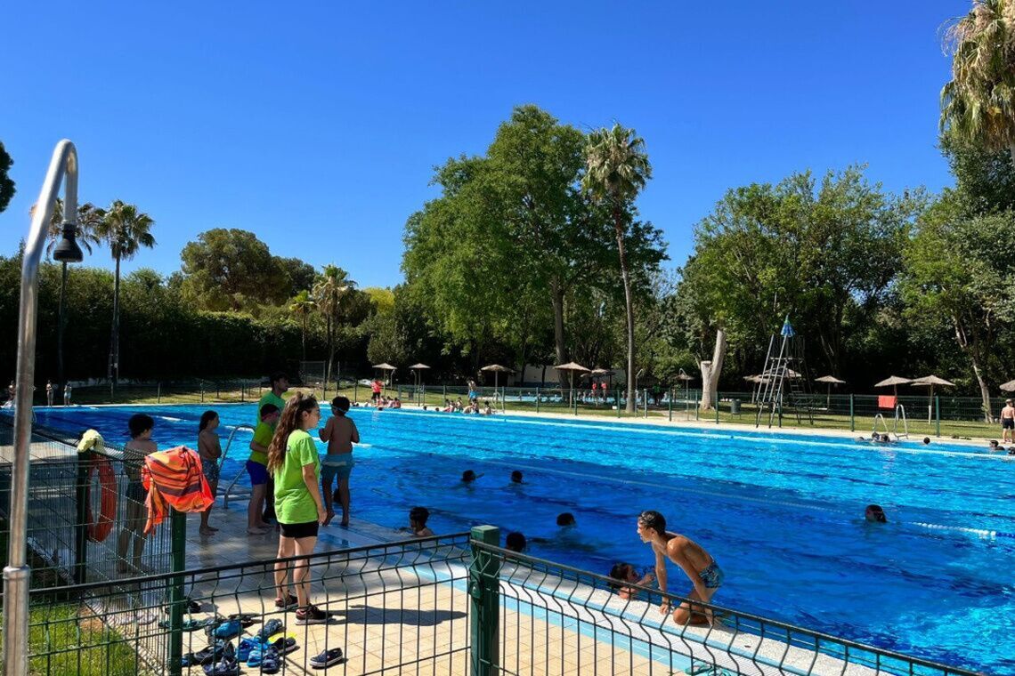 Apertura de la piscina de verano San Juan de Alcalá de Guadaíra el próximo 1 de julio