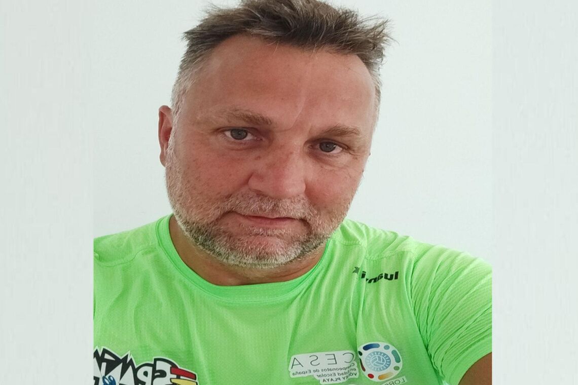El alcalareño David González García, Seleccionador Andaluz de Voley Playa Infantil femenino