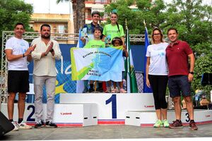 Ana María Rodríguez y Daniel Jesús Valverde, triunfadores de la I Carrera Urbana Subida al Águila