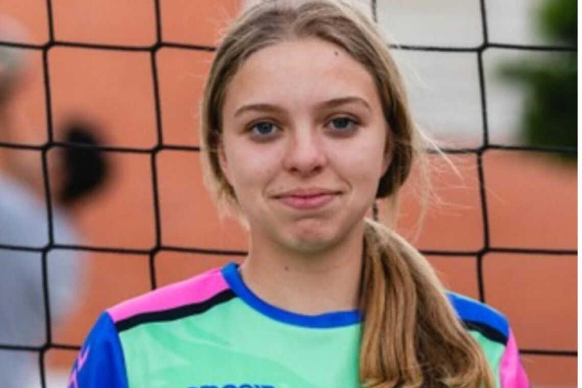 Ariadne Mateo Trujillo, convocada por la Selección Andaluza de voleibol