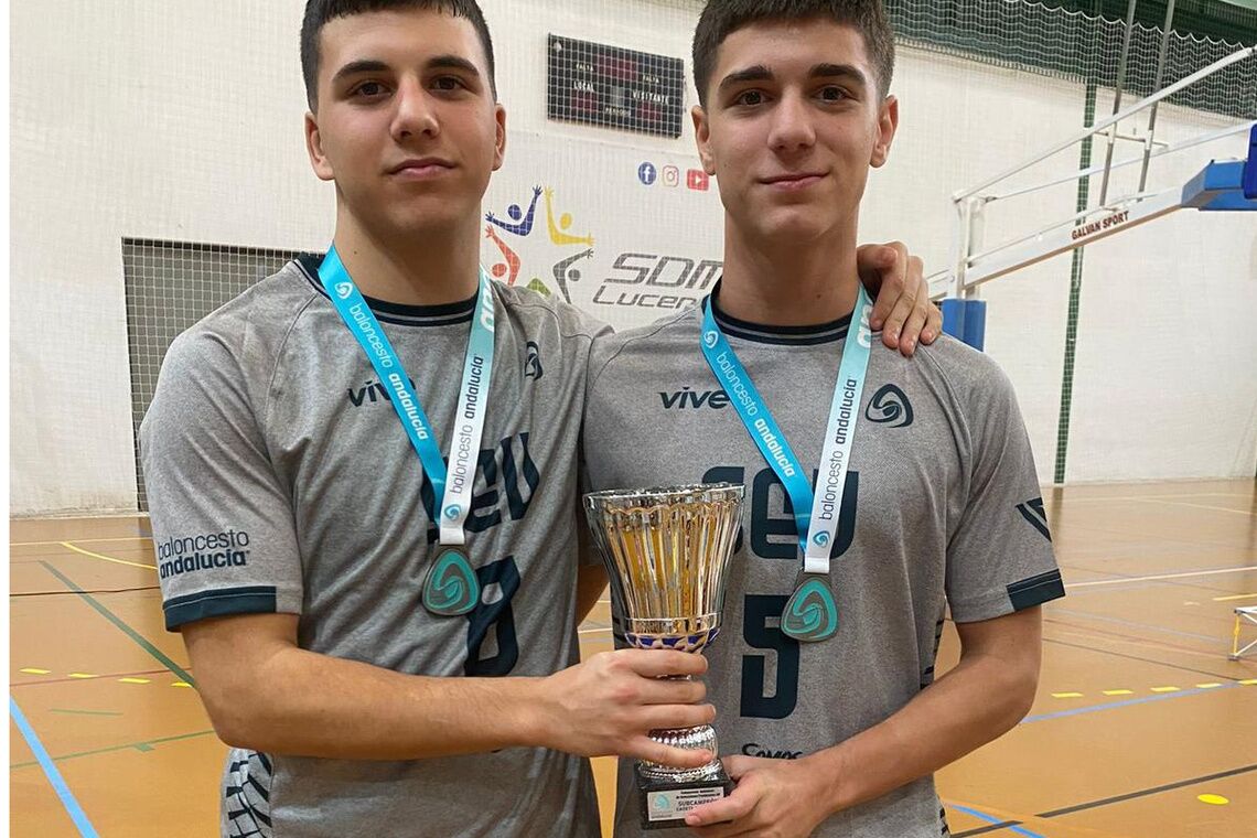 Los hermanos Pérez suman éxitos deportivos representando a la Selección Sevillana de baloncesto