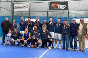 El equipo de pádel del Club Tenis Oromana en veteranos se proclama Campeón de España