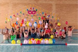 Jornada de carnaval acuático en la Piscina Municipal Los Alcores
