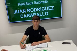 Aterrizaje de un alcalareño en las filas del Liga Nacional juvenil del Real Betis Balompié