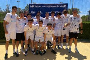 El Club Tenis Oromana corona a los nuevos campeones de Andalucía de pádel absoluto de tercera categoría