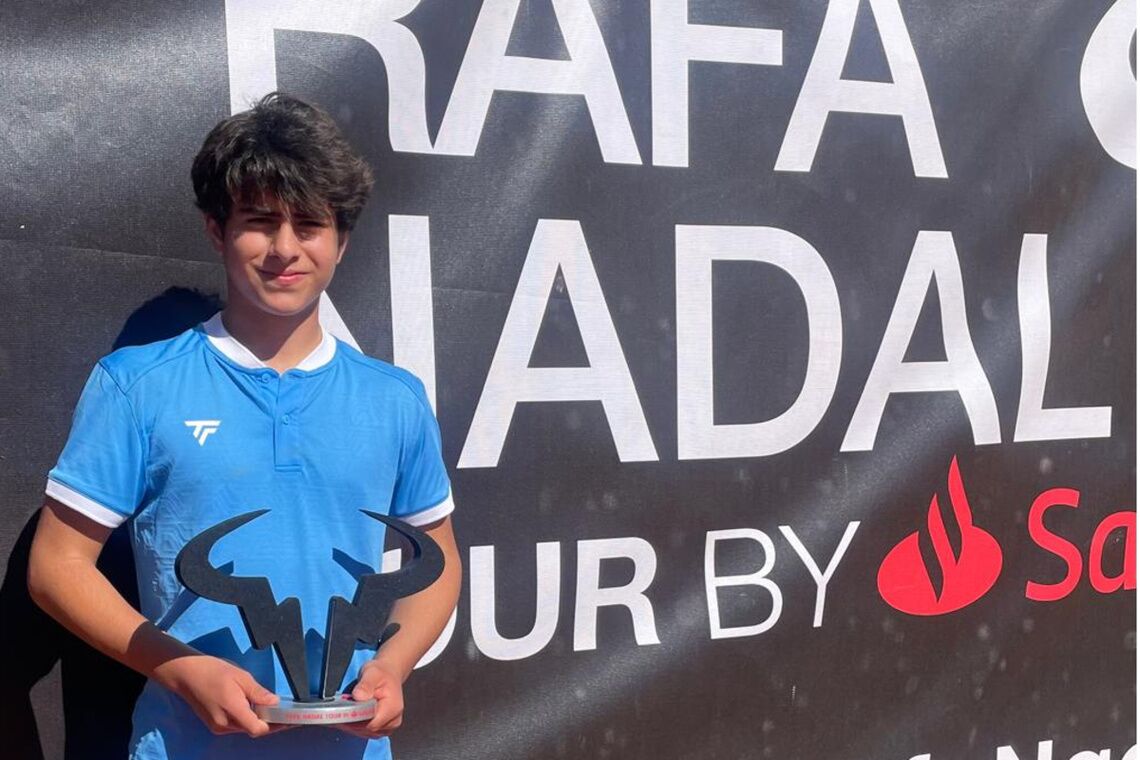 Pepe García, campeón del Rafa Nadal Tour en Sevilla