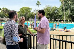 ​La piscina de verano de Alcalá abre al baño lúdico este sábado 21 de junio