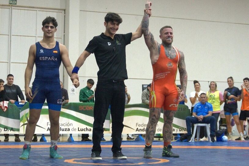 Rafael Fernández se proclama Campeón de Andalucía en lucha grecorromana