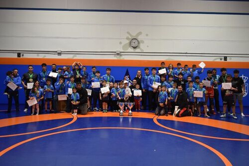 Brillante actuación de nuestros luchadores alcalareños del Club de Luchas Olímpicas Milu en el Campeonato de Andalucía