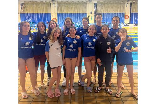 El Club Natación Alcalá arrasa en el XXX Trofeo de Algeciras con una destacada actuación colectiva