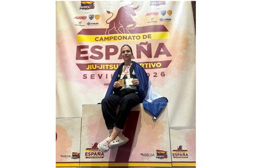 Una luchadora alcalareña se proclama campeona de España de Jiu-Jitsu tras menos de dos años de práctica
