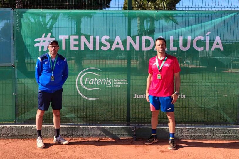 El Club de Tenis Oromana celebra un nuevo título andaluz en categoría veteranos