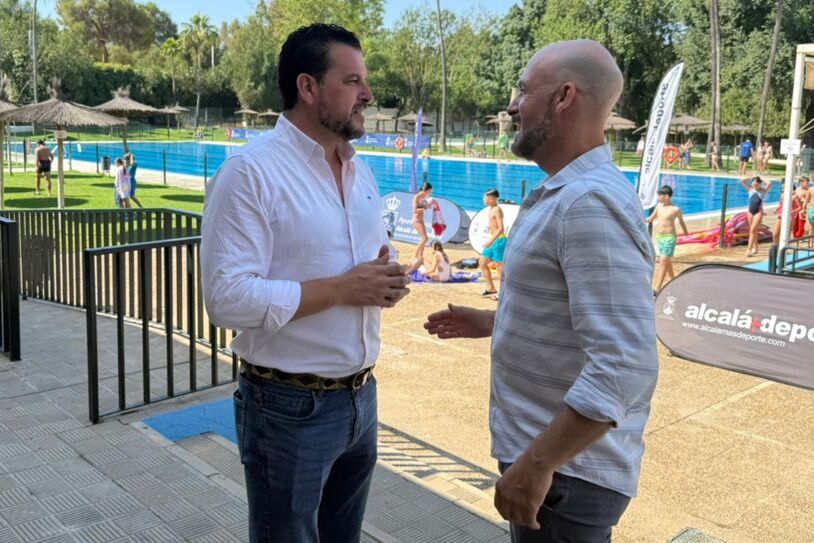 Cerca de 500 escolares disfrutan de jornadas de convivencia en la Piscina de Verano San Juan