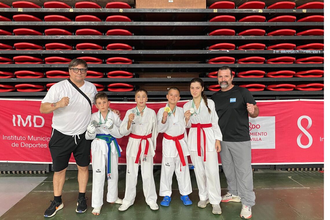 El Club Taekwondo Nervio Alcalá brilla en el Campeonato de Andalucía con un oro y tres platas