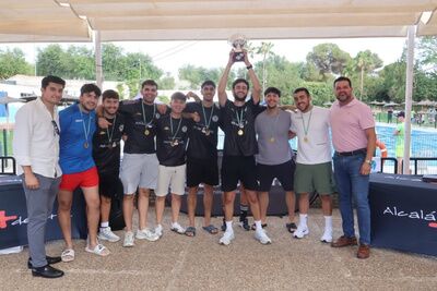 Ponemos el broche final a una gran temporada con la entrega de trofeos de la Liga de Fútbol 7 de Alcalá de Guadaíra 2025/2026.