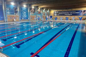 La piscina cubierta Los Alcores vuelve a abrir sus puertas