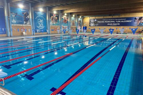 La piscina cubierta Los Alcores vuelve a abrir sus puertas